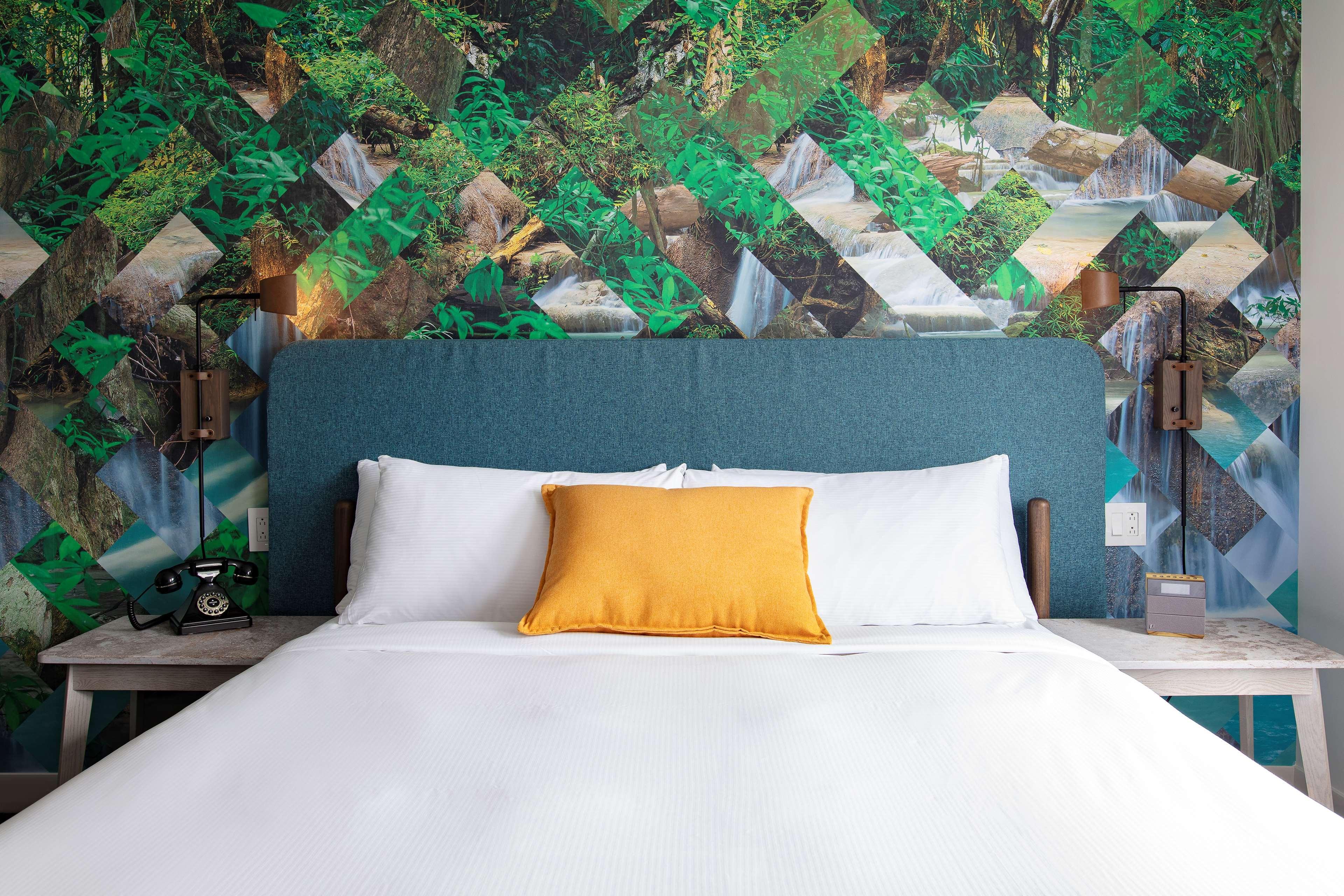 Canvas Moncton, Tapestry Collection By Hilton 4*